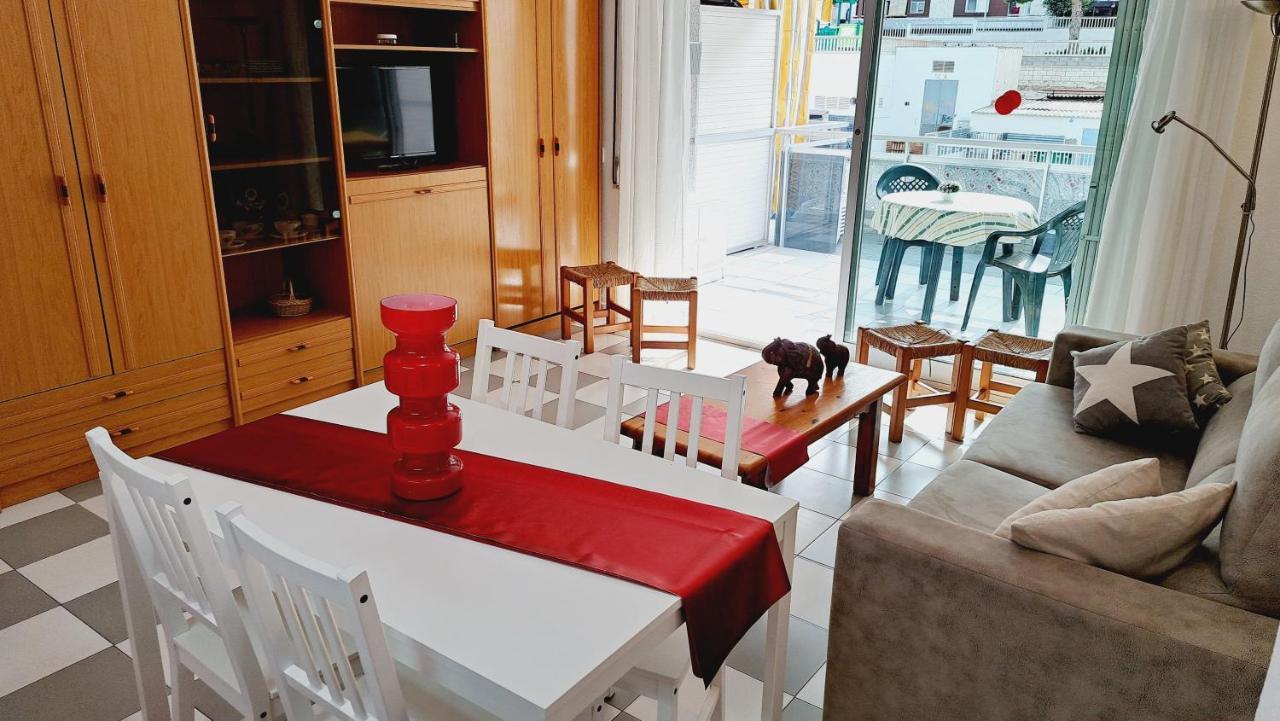 סאלו Apartamentos Montblanc Familidays 013 מראה חיצוני תמונה