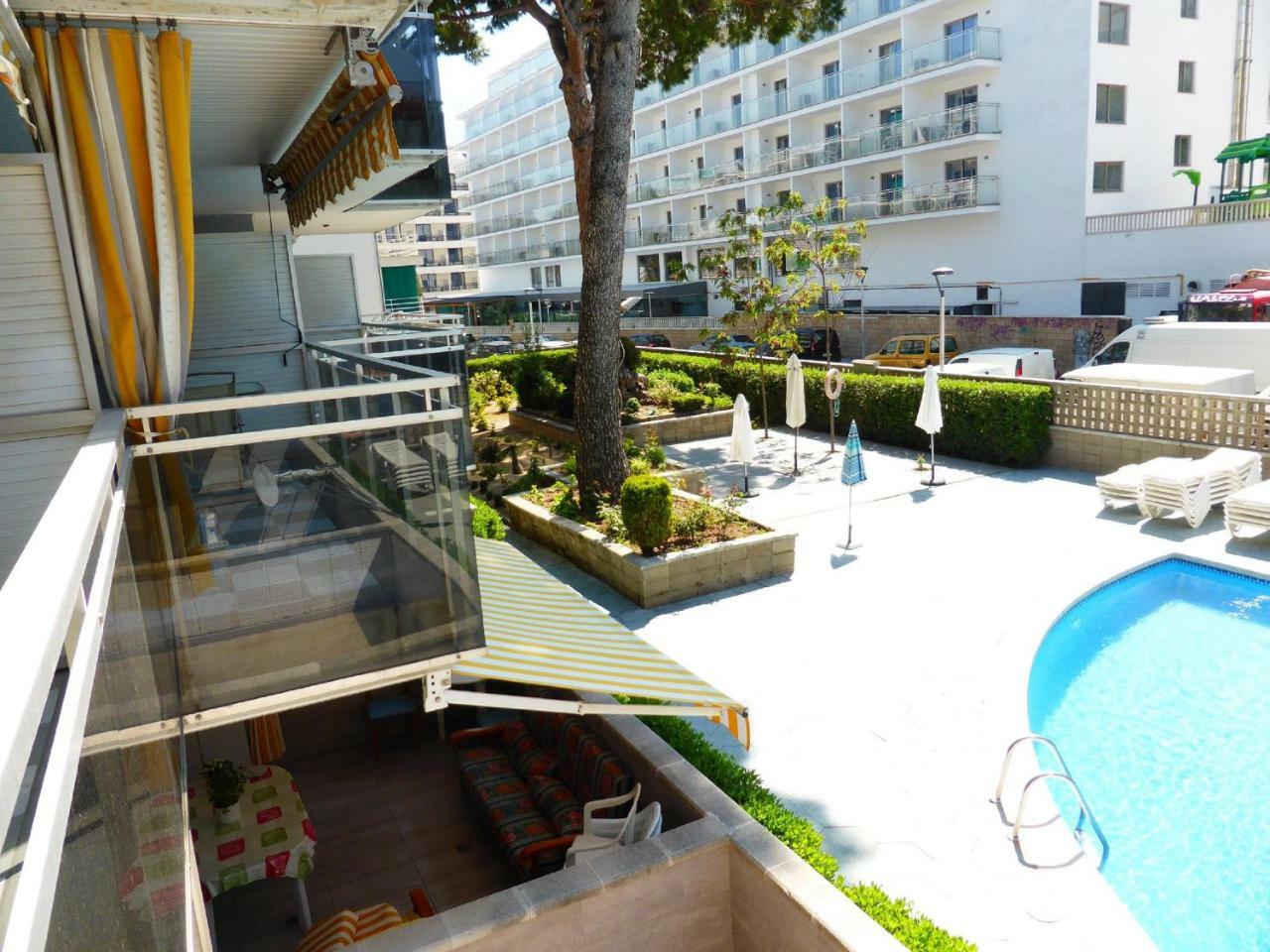 סאלו Apartamentos Montblanc Familidays 013 מראה חיצוני תמונה